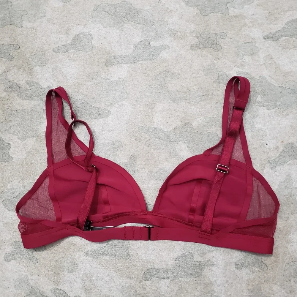 Victoria's Secret Bra‎ Womens Medium Red Wireless